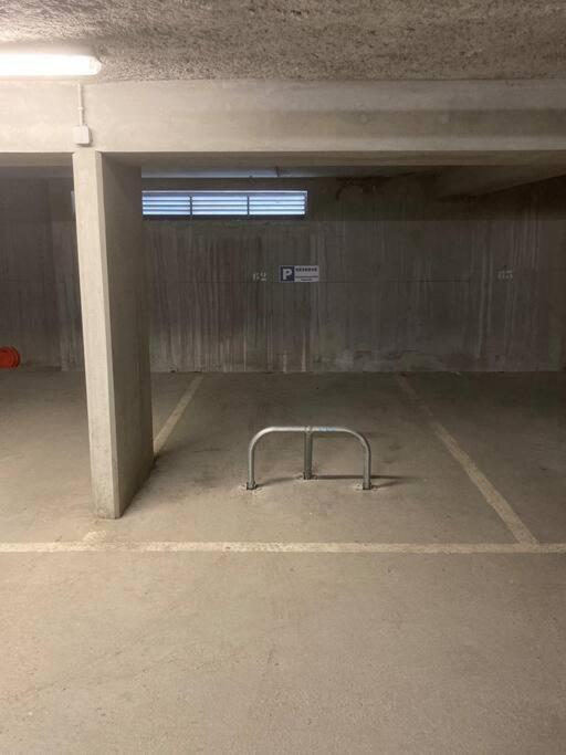 Superbe Appartement Avec Piscine Et Garage Péone Exteriör bild